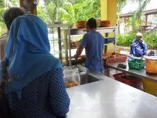 Shrimp cakes Alor Gajah (Cucur Udang AG)