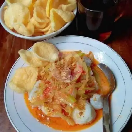 Gambar Makanan Nasi Kuning Ibu Sut, Samping Alifah 2 Hotel 8