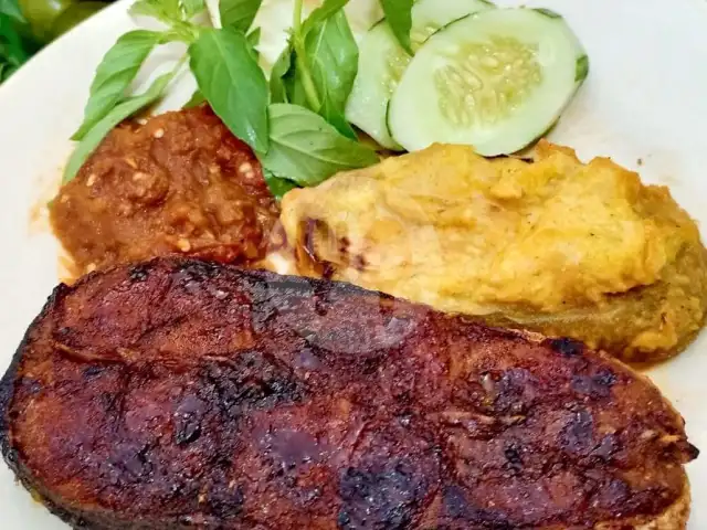 Gambar Makanan Ayam Bakar Sakera Sempaja & Ayam Geprek Mix Indomie, Wahid Hasyim 5