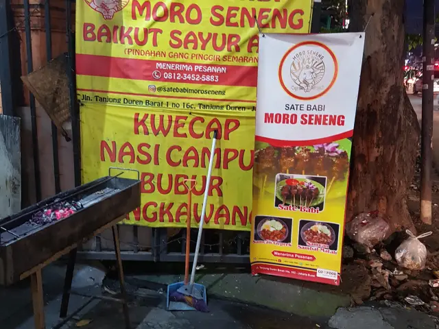 Gambar Makanan Sate Babi Moro Seneng 9