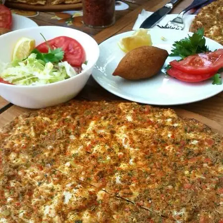 Yiğitali Usta Pide & Lahmacun'nin yemek ve ambiyans fotoğrafları 2