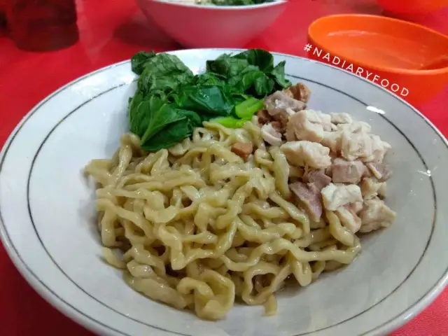 Gambar Makanan Bakmie Kadut Asli 9