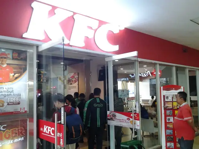 Gambar Makanan KFC - Seasons City 3