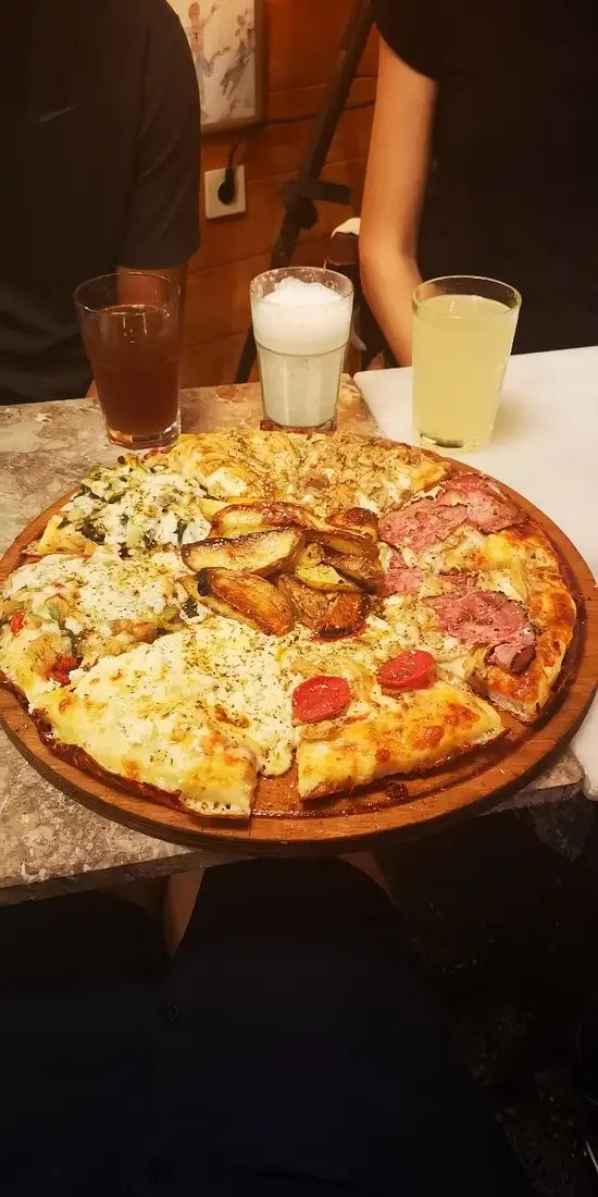 Pizza Argentina'nin yemek ve ambiyans fotoğrafları 77
