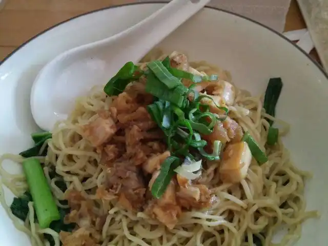 Gambar Makanan Bakmi Ayam Bogor Apong 1