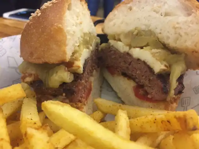 Fess Burger'nin yemek ve ambiyans fotoğrafları 29
