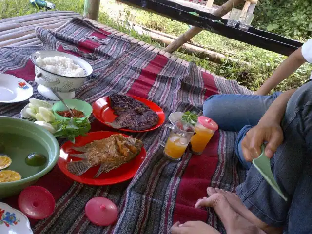 Gambar Makanan Ikan Bakar SUMBER REJEKI Talang Agung 7