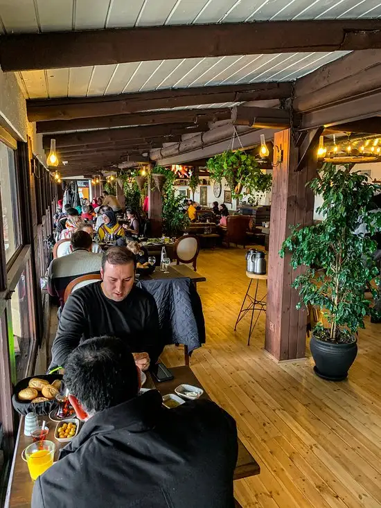 O Agacin Alti Restoran ve Cafe'nin yemek ve ambiyans fotoğrafları 11
