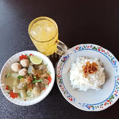 Gambar Makanan Warung Soto Sapi Mek Sari, Pasar Senggol Tegal 1