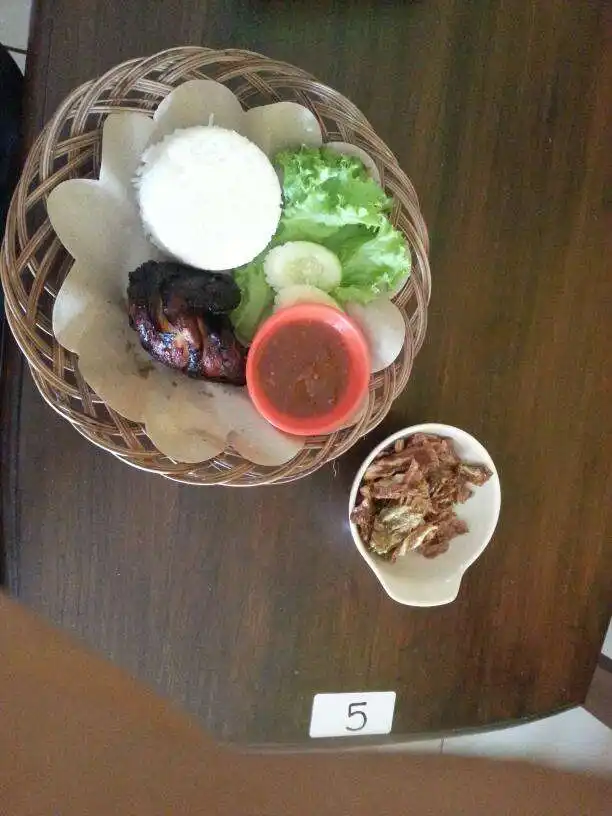 Gambar Makanan Ayam Madu Si Bangkong 5