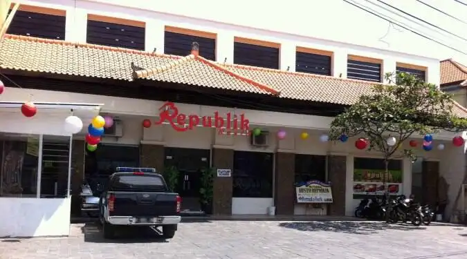 Republik Resto