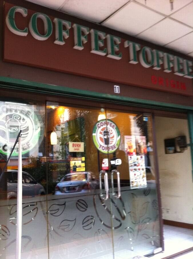 Harga menu Coffee Toffee terbaru 20222023 di ITC Fatmawati, Fatmawati