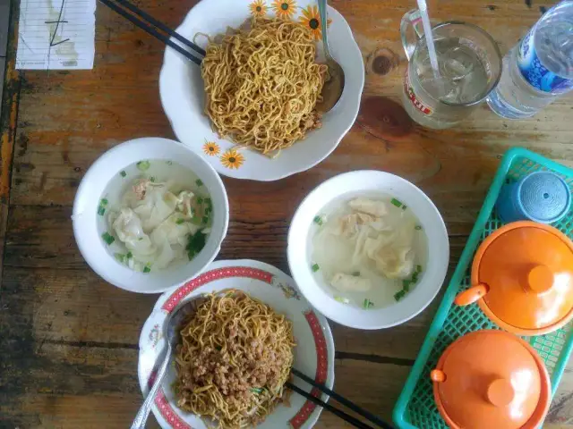 Gambar Makanan Bakmi Bangka Air Mangkok 6