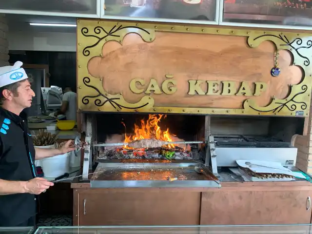 Köşk Cağ Kebap Restoranı'nin yemek ve ambiyans fotoğrafları 11