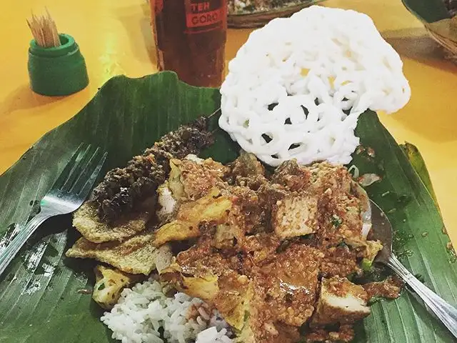 Gambar Makanan Nasi Pecel Yu Sri 1