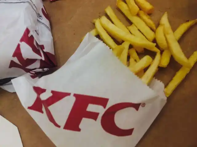 KFC'nin yemek ve ambiyans fotoğrafları 39