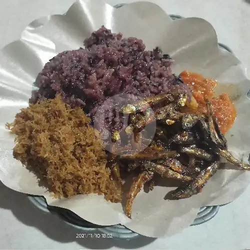 Gambar Makanan nasi kuning AL (depan smp 30) 10