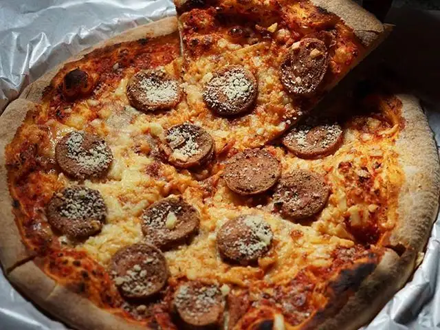 Gambar Makanan Bastardo Gourmet Pizza & Bar 1