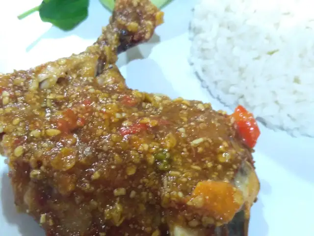 Gambar Makanan Ayam Bakar Kambal 15