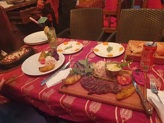 Siva Oyster Fish Restaurant'nin yemek ve ambiyans fotoğrafları 43