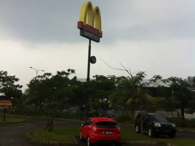 Gambar Makanan McDonald's 9