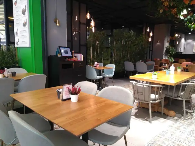 Dodici Cafe and Restaurant'nin yemek ve ambiyans fotoğrafları 26