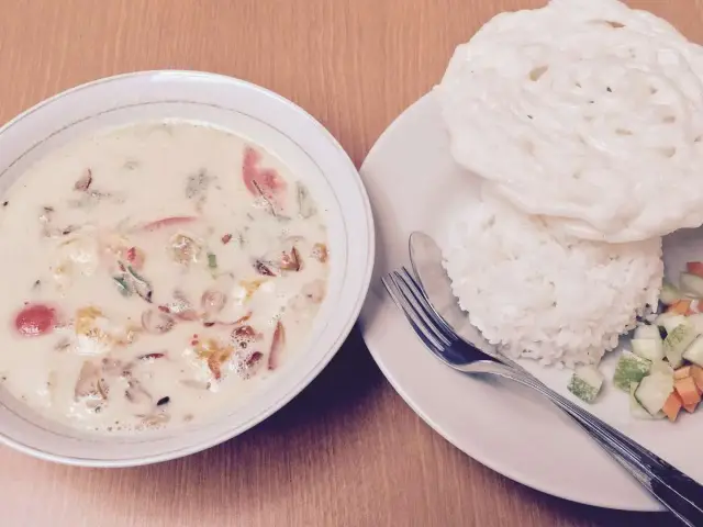 Gambar Makanan Soto Betawi & Sop Kaki 8