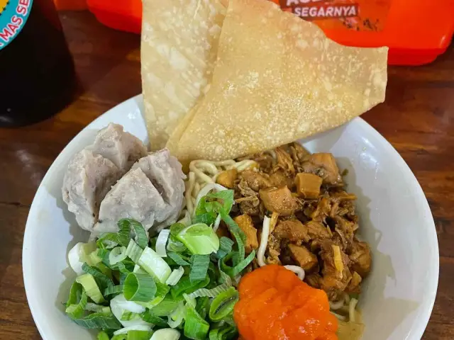 Gambar Makanan Mie Ayam Bakso Yunus 1