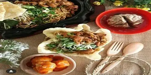 Mie YMN 33 Meruya Selatan