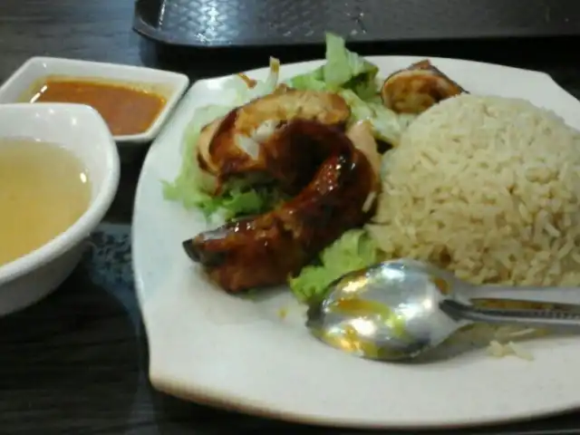 Nasi Ayam Kak Mala @ Temerloh Mall Food Photo 2