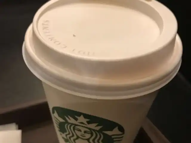 Emaar Starbucks'nin yemek ve ambiyans fotoğrafları 38