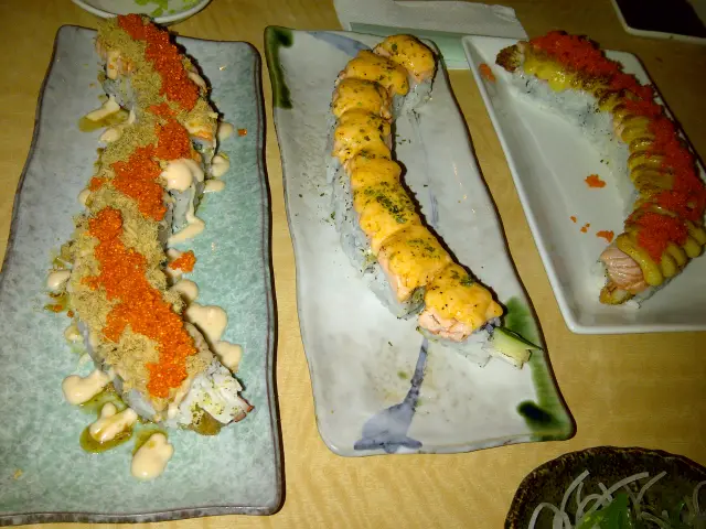 Gambar Makanan Sushi Naga 9