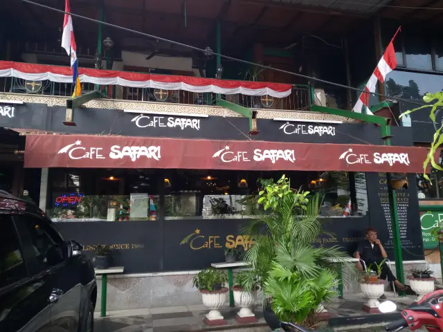 Gambar Makanan Cafe Safari 7