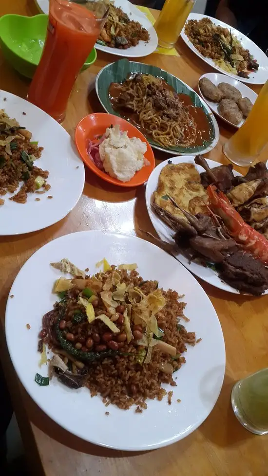 Gambar Makanan Nasi Goreng Daus Khas Aceh 8