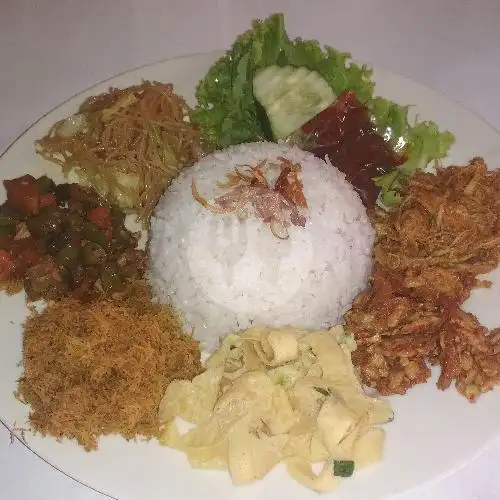 Gambar Makanan Nasi Uduk,Lalapan & Sego Sambel LEGENDA Malang, Jl. Simp Hamid Rusdi 2