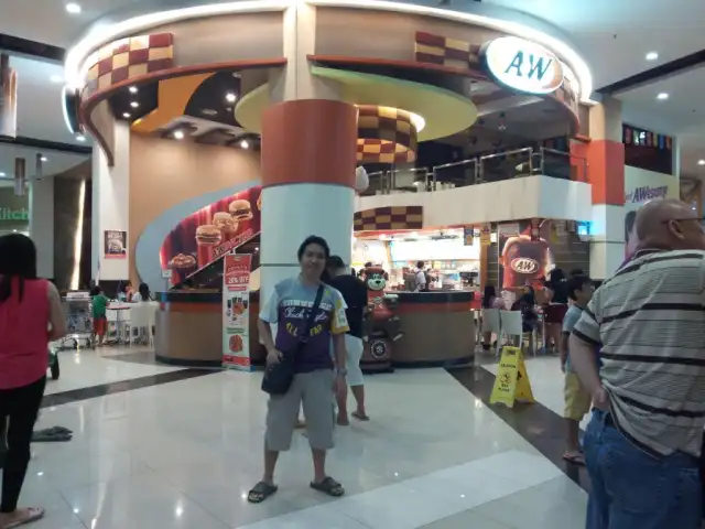 Gambar Makanan A&W East Coast Center 2