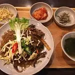 Oiso Korean Traditional Cuisine & Cafe Food Photo 8
