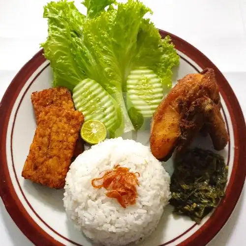 Gambar Makanan Ayam Goreng Ruba Deo 10