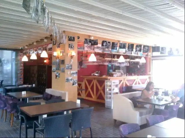 Mon Ange Cafe & Restaurant'nin yemek ve ambiyans fotoğrafları 12