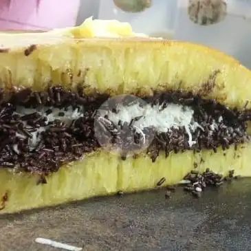 Gambar Makanan Martabak Yummi, Lambang Jaya 11