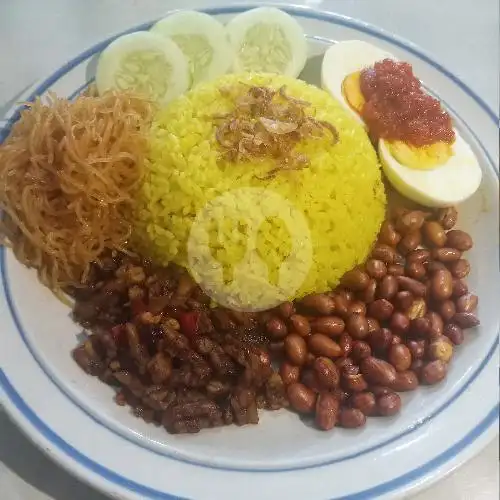 Gambar Makanan Nasi Kuning Rendang, Marchelia 4