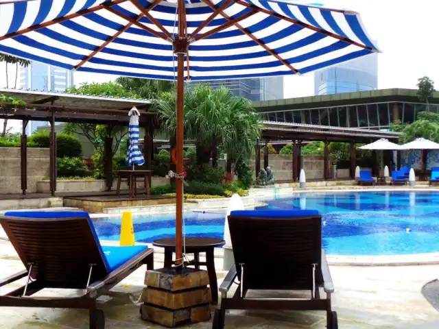 Gambar Makanan Sky Pool Bar Cafe - Hotel Indonesia Kempinski 14