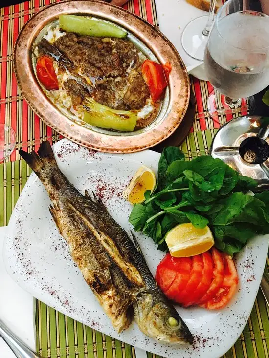 Turkish Cuisine'nin yemek ve ambiyans fotoğrafları 76