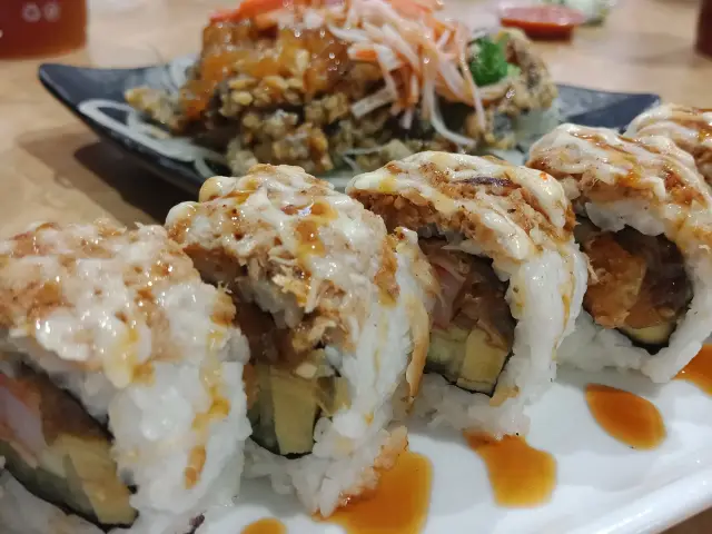 Gambar Makanan Suteki Sushi 8