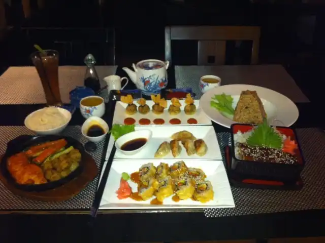 Gambar Makanan Bluefin Japanese fusion n Lounge 8