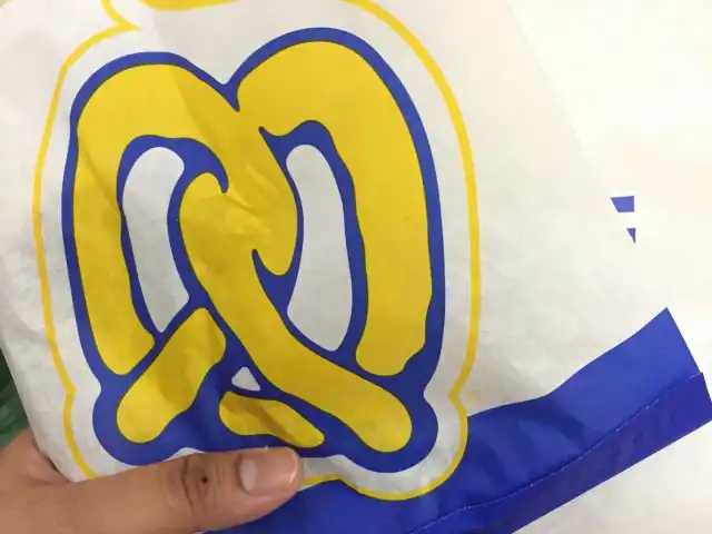 Auntie Anne's Food Photo 13