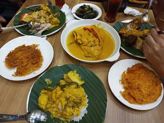 Nasi Kapau Kedai Pak Ciman - PIK