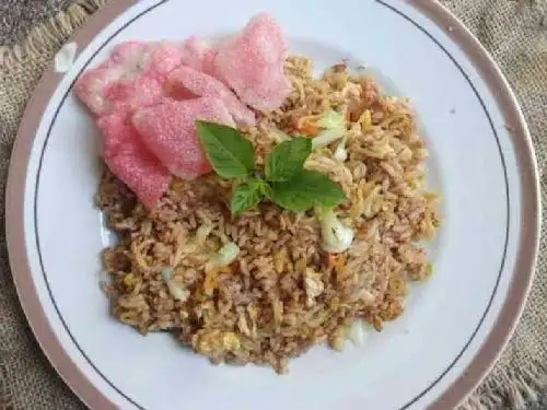 Nasi Goreng Dan Ayam Kremes Nona Salsa