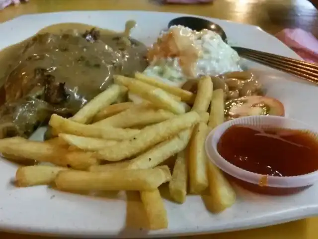 Roslan Hanipah Chicken Chop Food Photo 16