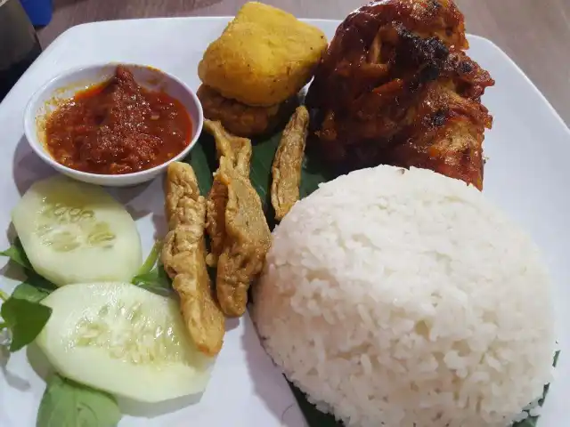 Gambar Makanan Ayam bakar Kambal 8